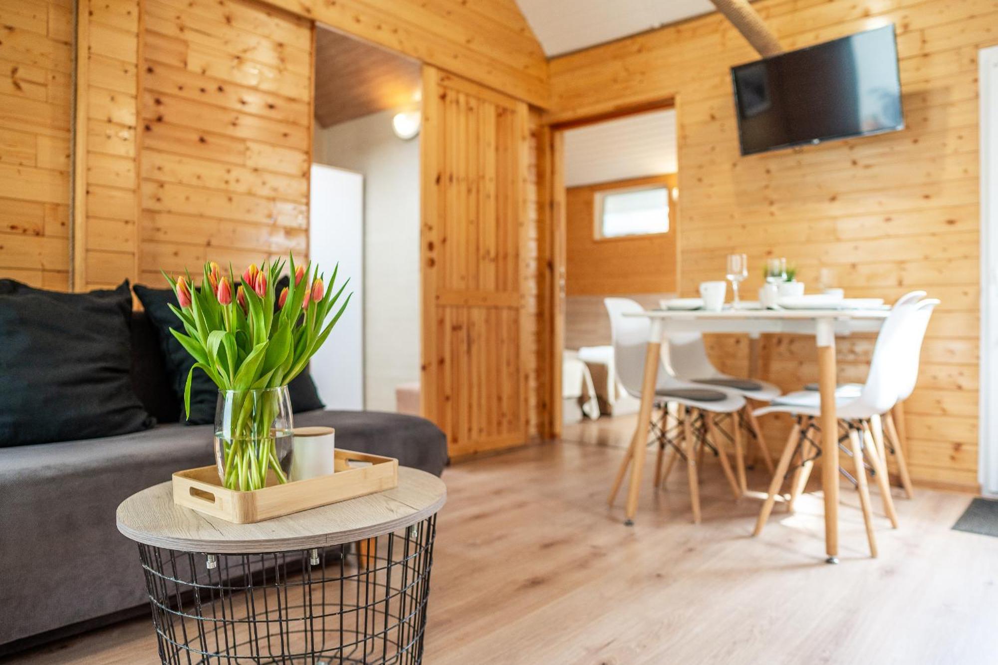 Max Apartamenty - Pokoje - Domki - Restauracja - Basen Mielno  Ngoại thất bức ảnh