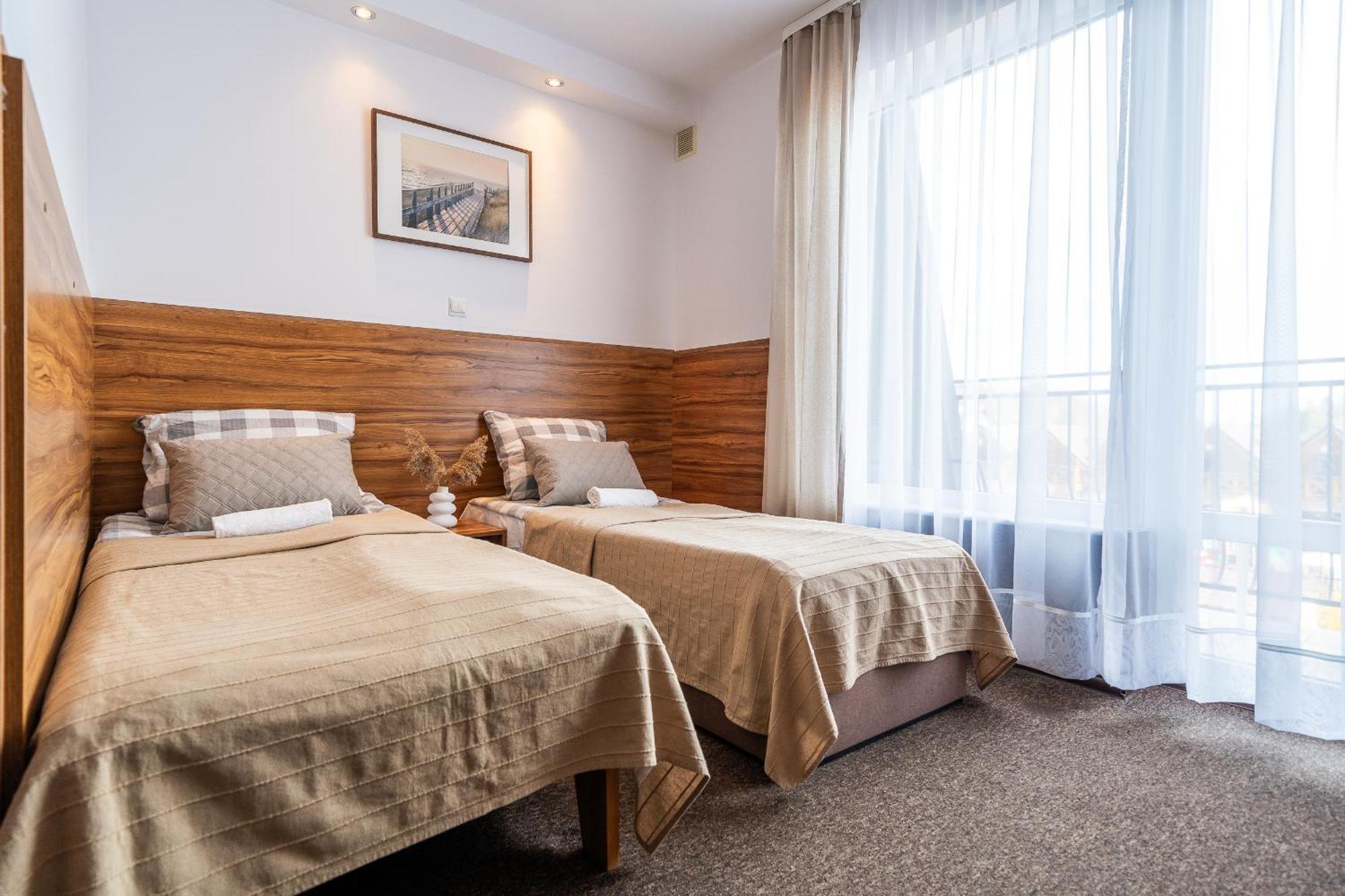 Max Apartamenty - Pokoje - Domki - Restauracja - Basen Mielno  Ngoại thất bức ảnh