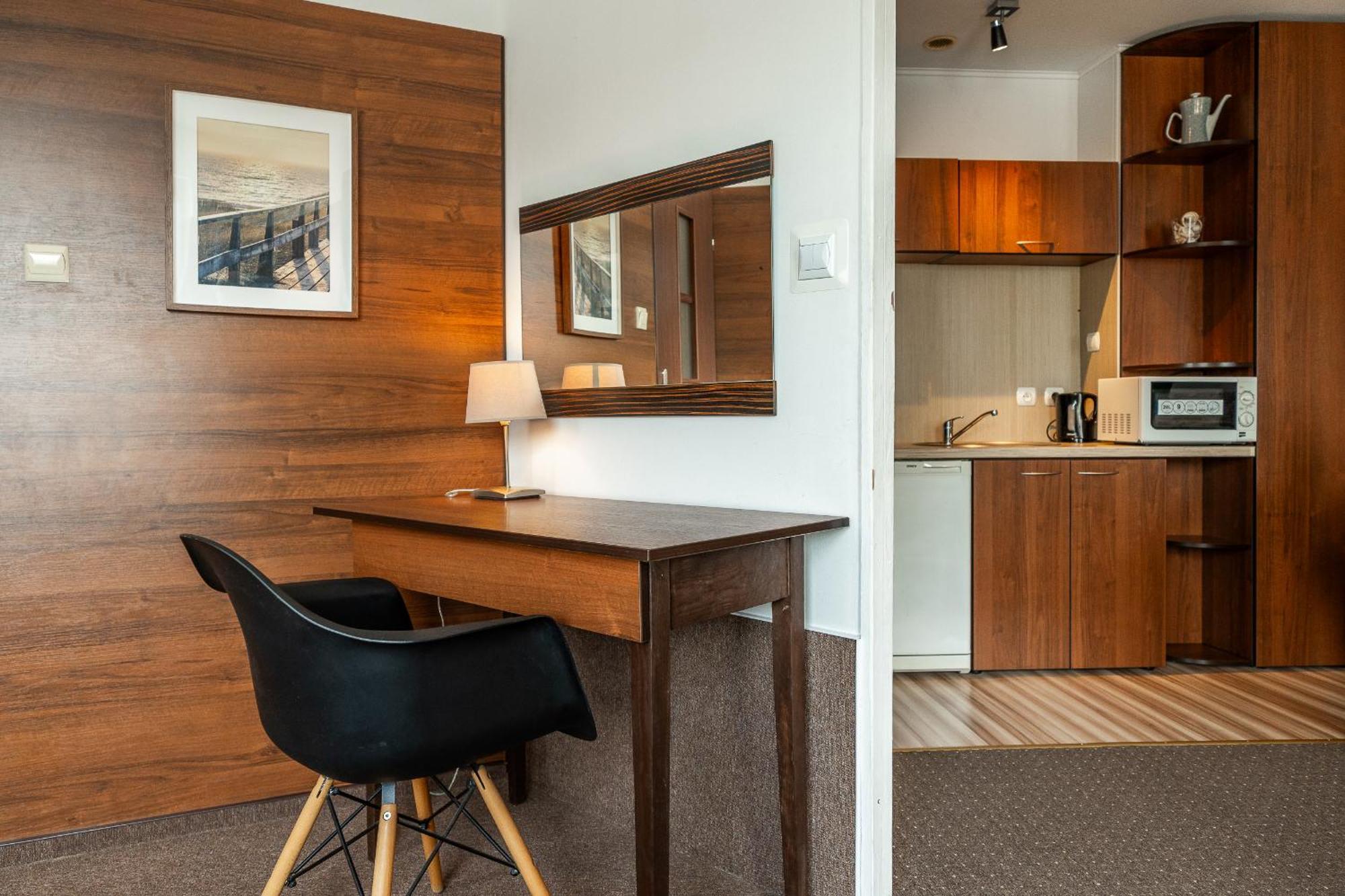 Max Apartamenty - Pokoje - Domki - Restauracja - Basen Mielno  Ngoại thất bức ảnh