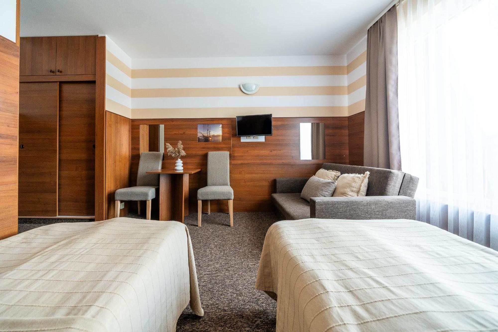 Max Apartamenty - Pokoje - Domki - Restauracja - Basen Mielno  Ngoại thất bức ảnh