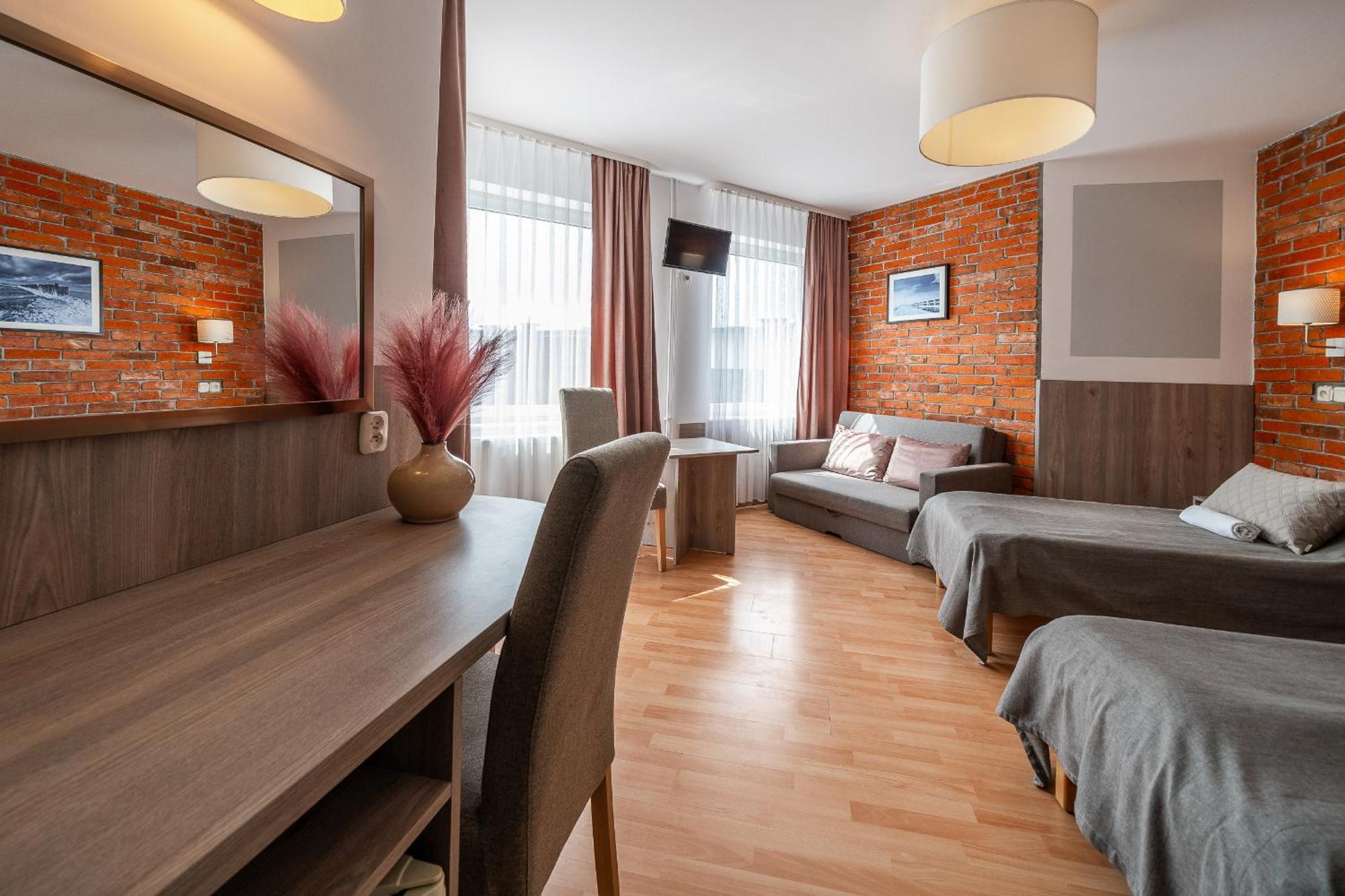 Max Apartamenty - Pokoje - Domki - Restauracja - Basen Mielno  Ngoại thất bức ảnh