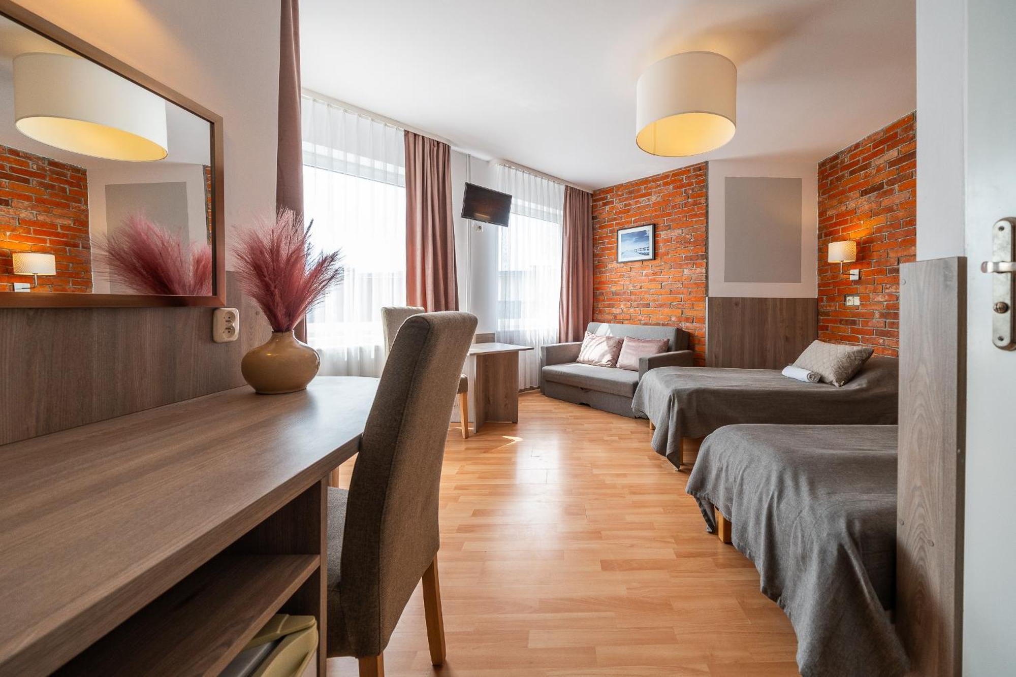 Max Apartamenty - Pokoje - Domki - Restauracja - Basen Mielno  Ngoại thất bức ảnh