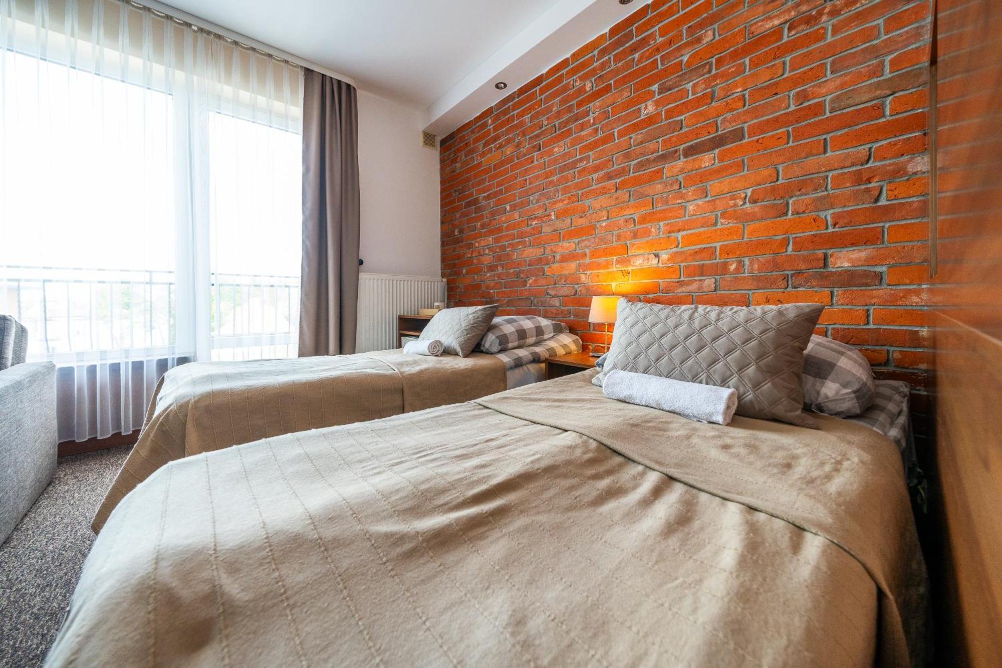 Max Apartamenty - Pokoje - Domki - Restauracja - Basen Mielno  Ngoại thất bức ảnh