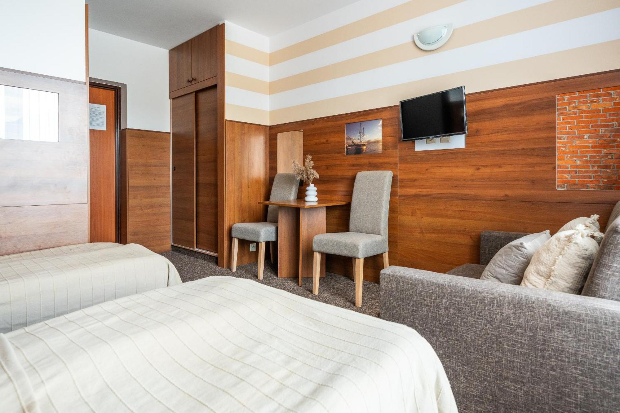 Max Apartamenty - Pokoje - Domki - Restauracja - Basen Mielno  Ngoại thất bức ảnh